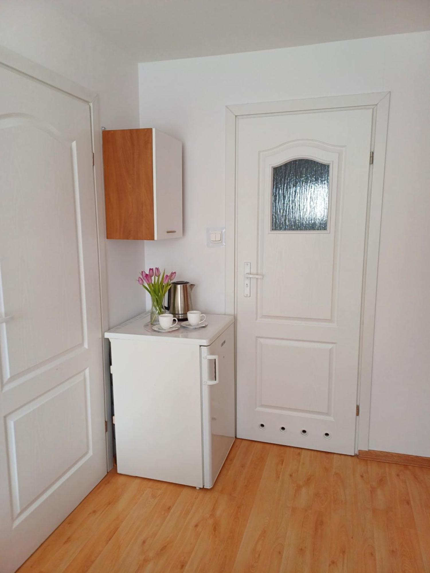 Pokoje Vesuvio I Apartament Дзвижино Экстерьер фото